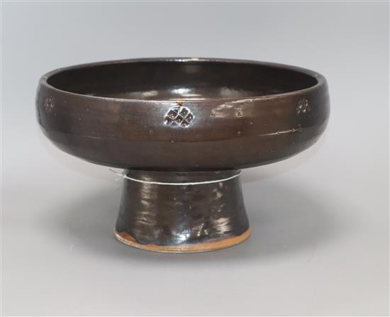 William Bill Marshall (1923-1997), a studio pottery footed bowl, glazed in dark brown Dia 30cm